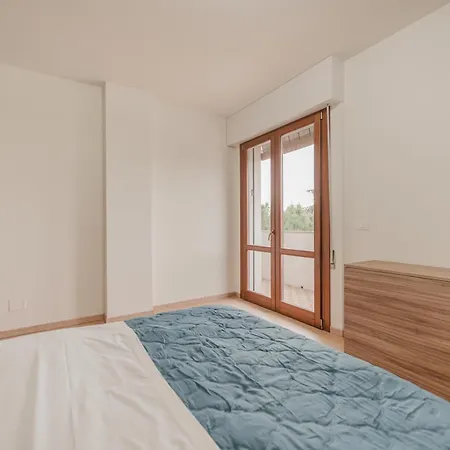 Viky Flat - 15 Min From & Free Parking *